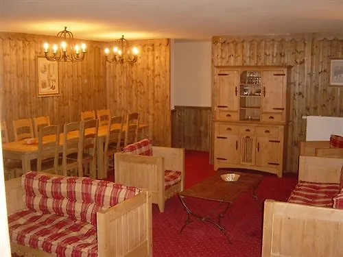 Altitude Les Arcs 2000 Aparthotel